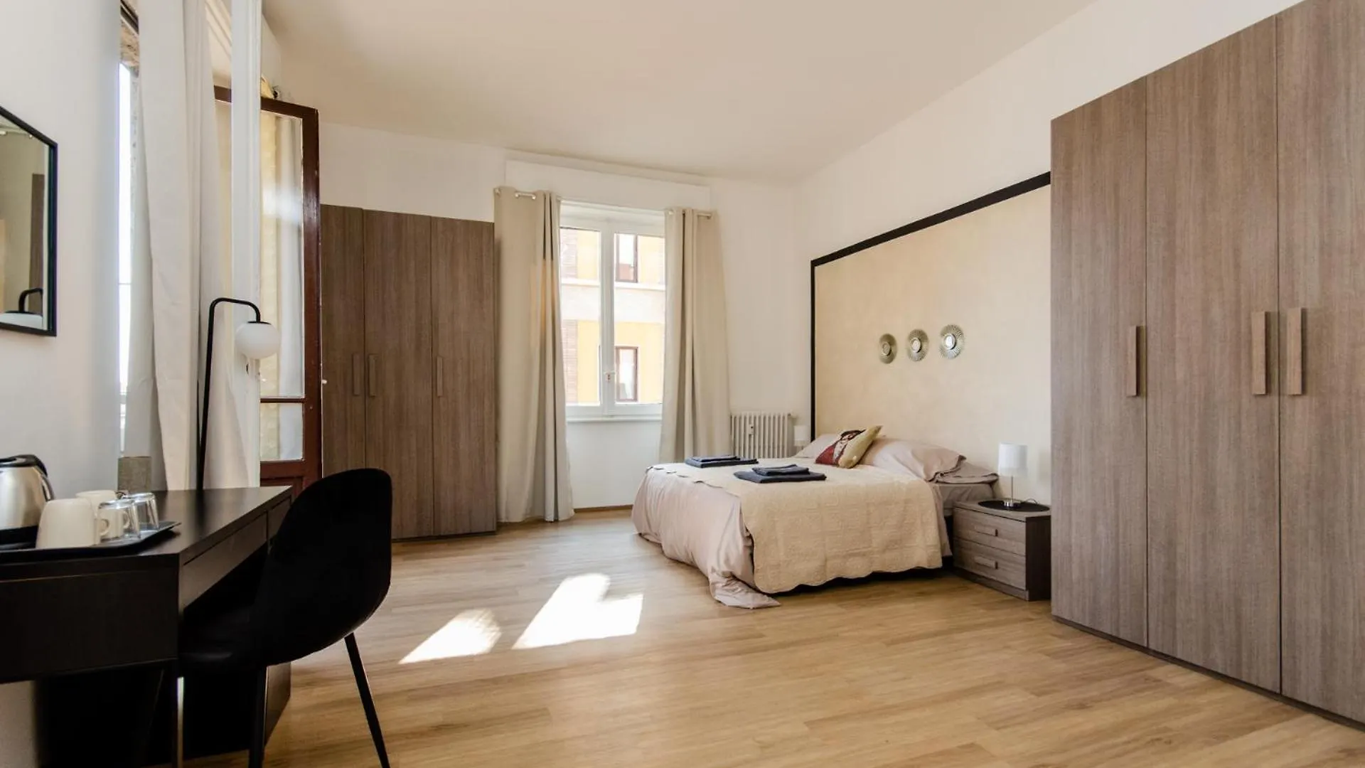 Beige Room Milaan 0*,